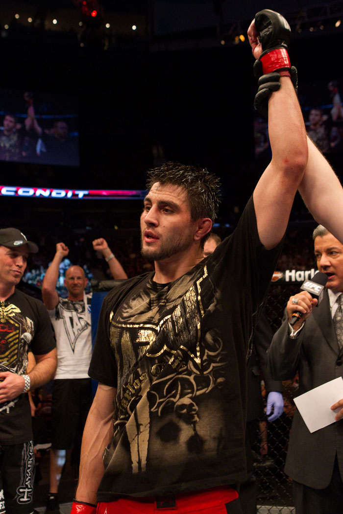 Carlos Condit wins by technical knock out