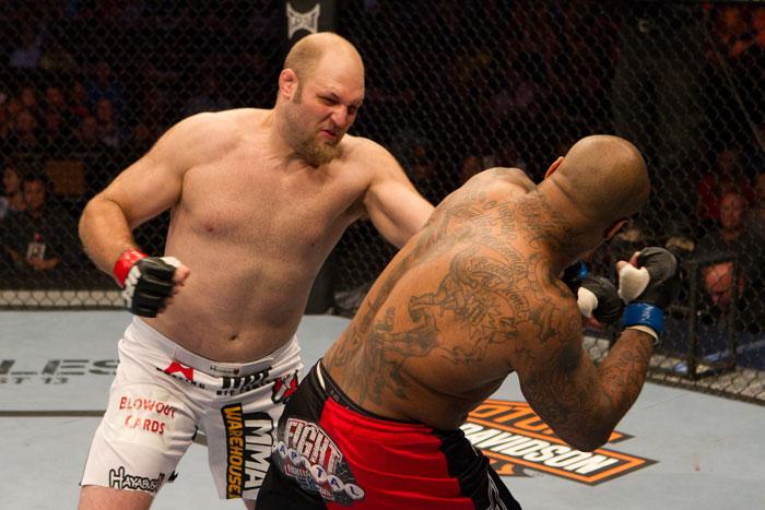 Rothwell vs. Yvel