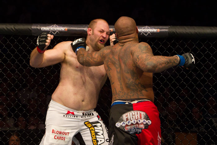 Rothwell vs. Yvel