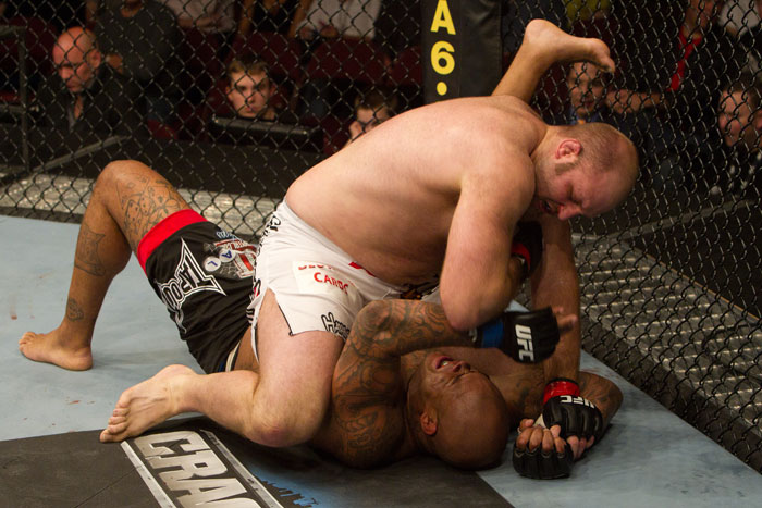Rothwell vs. Yvel
