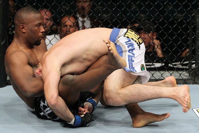 Daniel Roberts vs. Forrest Petz