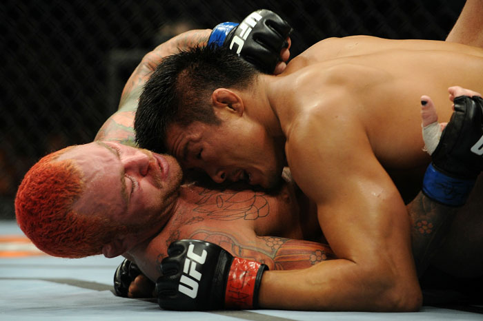 Yoshihiro Akiyama vs. Chris Leben