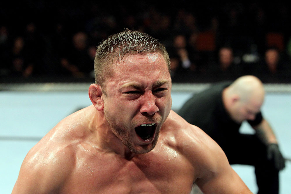 UFC118 Pierce wins