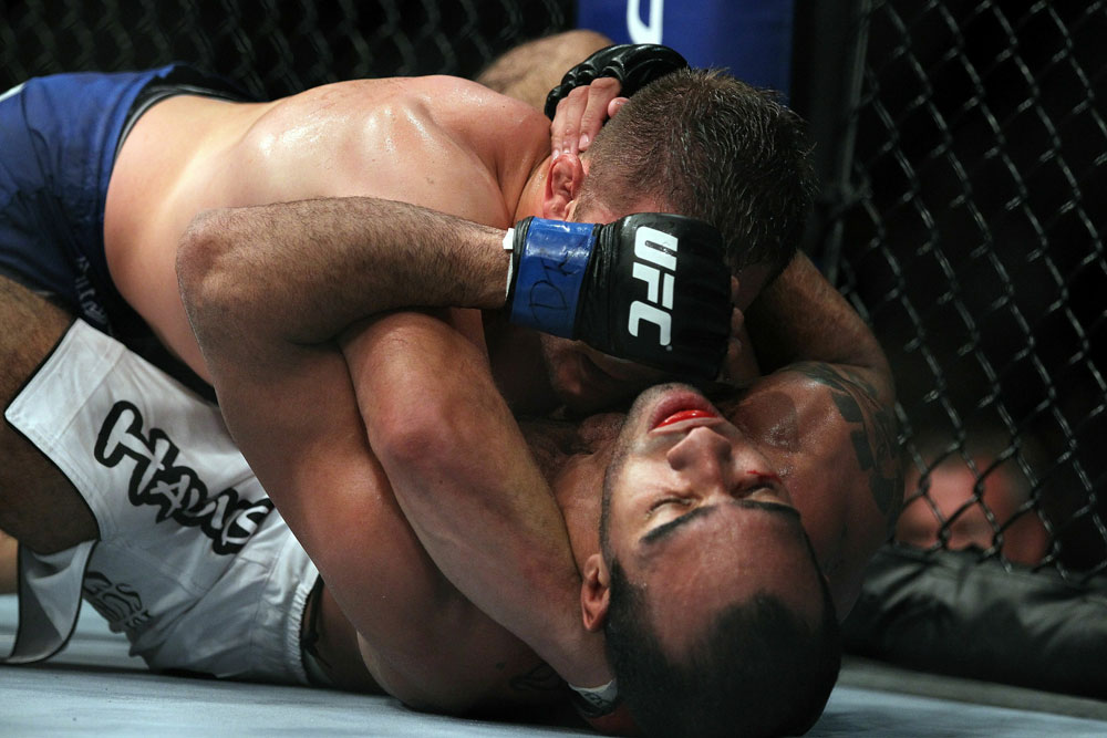 UFC118 Pierce vs. Alves