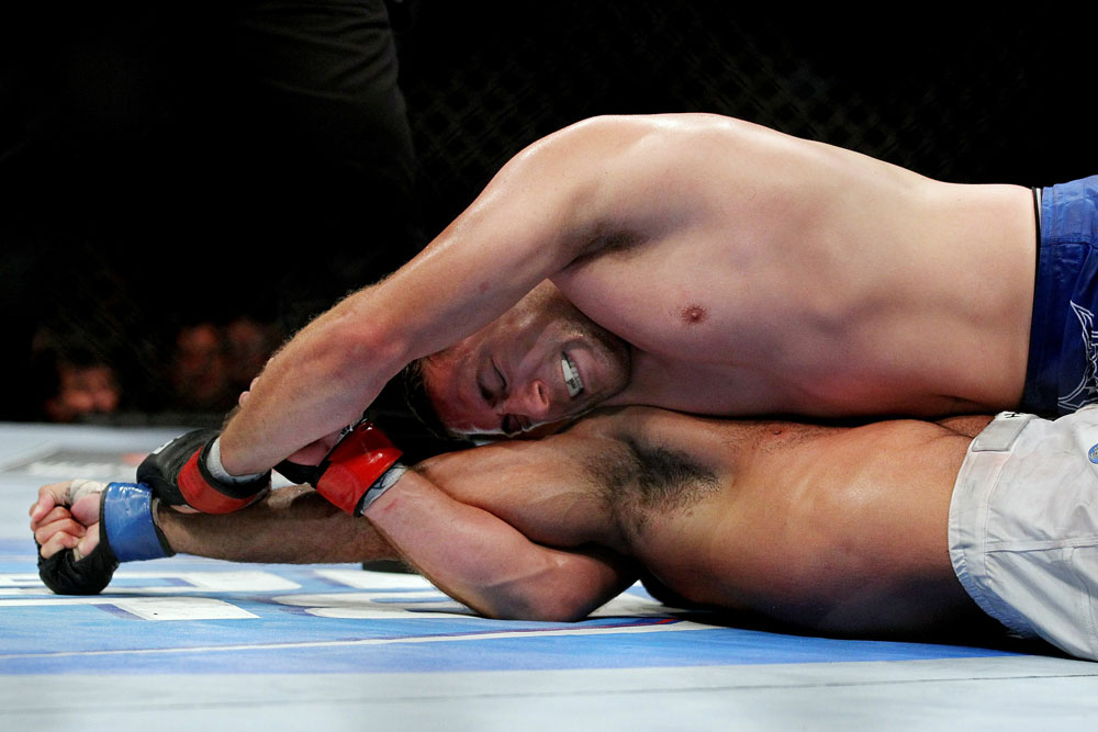 UFC118 Pierce vs. Alves