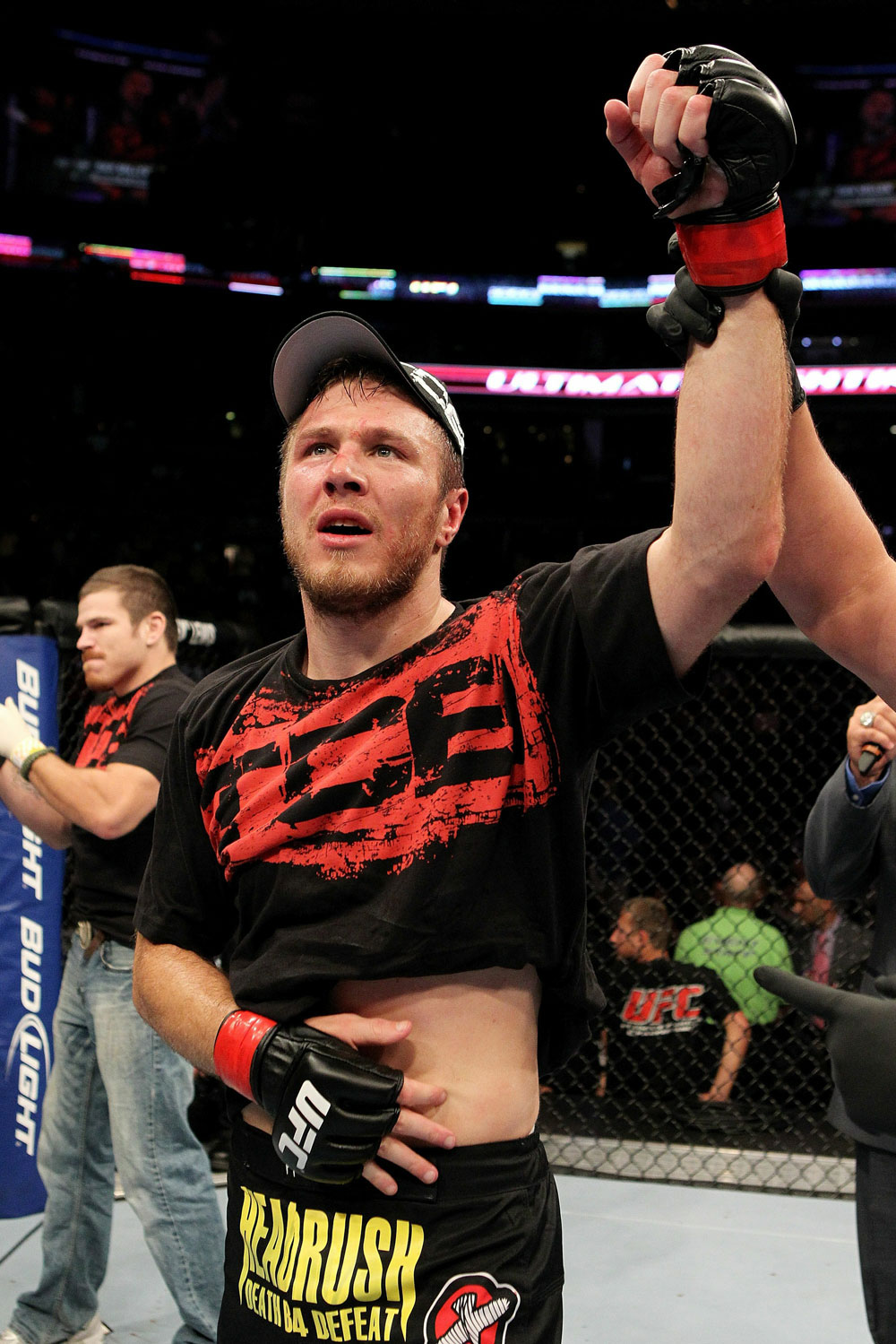 UFC 118 Miller Celebrates