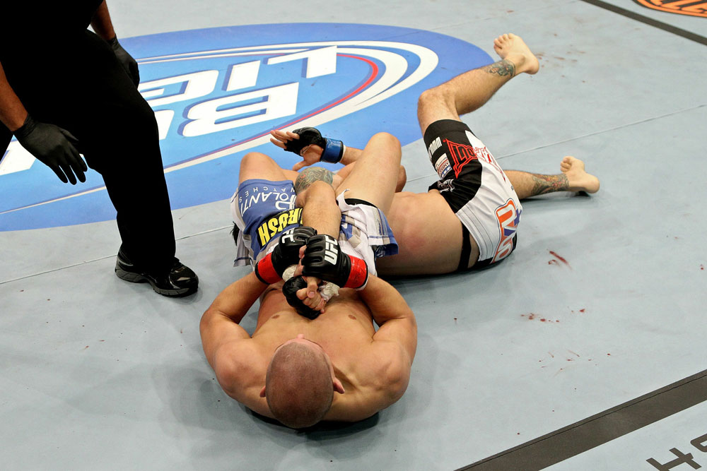 UFC118 Joe Lauzon vs. Gabe Ruediger
