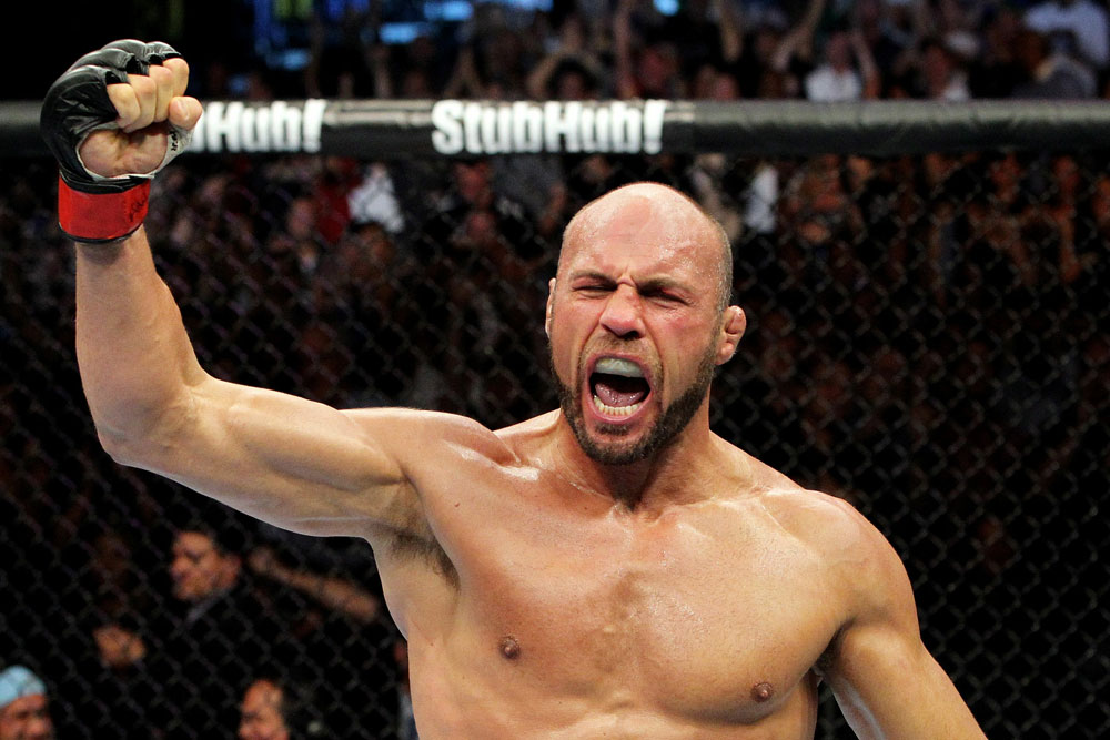 UFC 118 Couture celebrates
