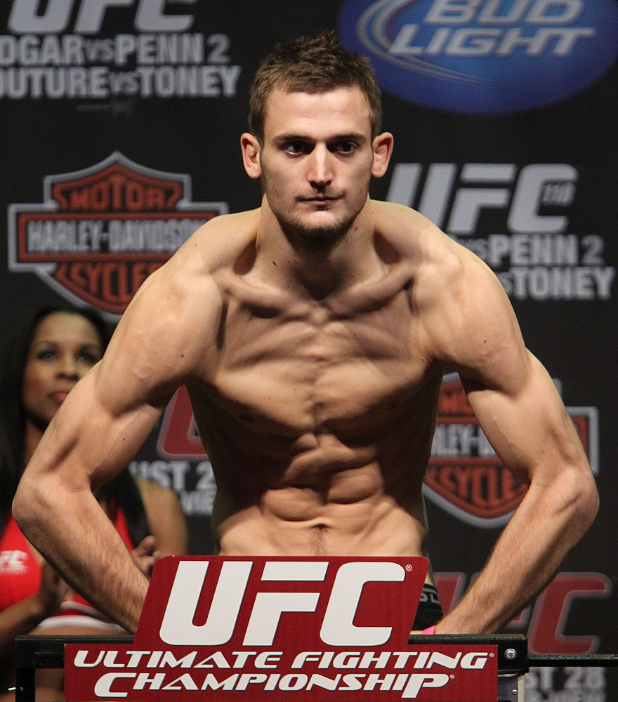 UFC118 weigh-ins Osipczak