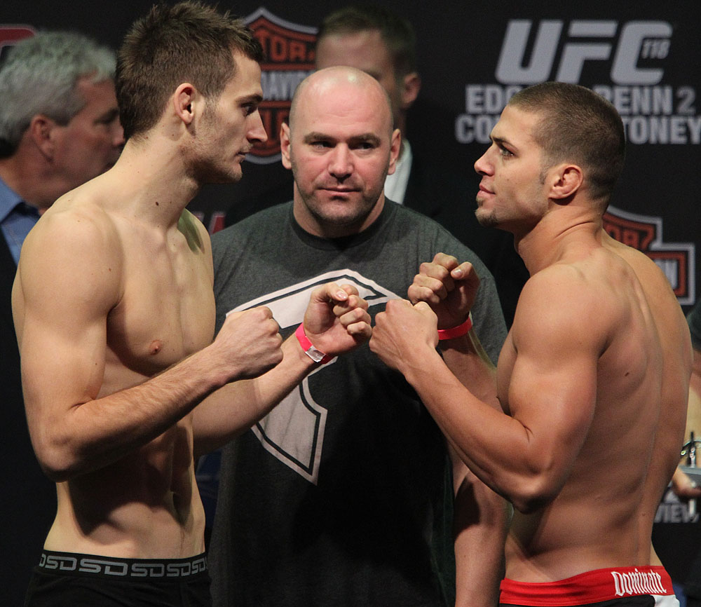 UFC118 weigh ins Osipczak vs. Soto