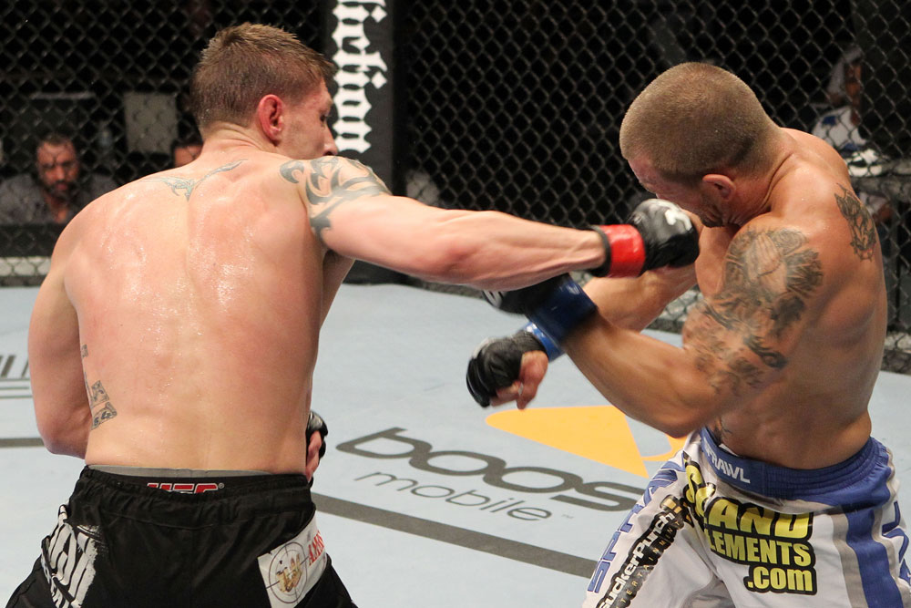 UFC 119: Lopez vs. Lowe