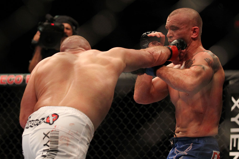UFC 119: Serra vs. Lytle