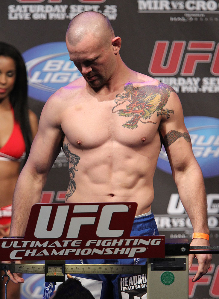 UFC 119 weigh ins: Chris Lytle