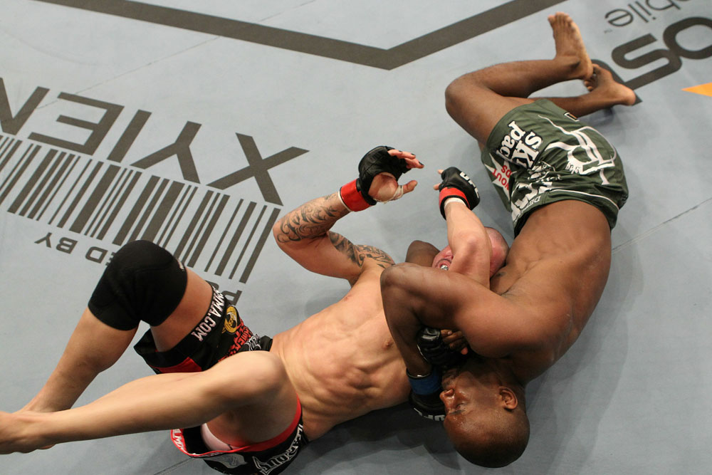 Daniel Roberts vs Mike Guymon