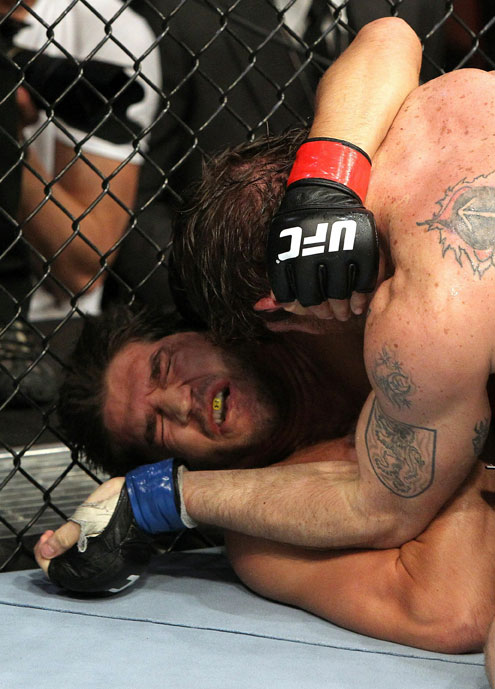 Tom Lawlor vs Patrick Cote
