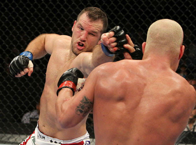 Matt Hamill vs Tito Ortiz