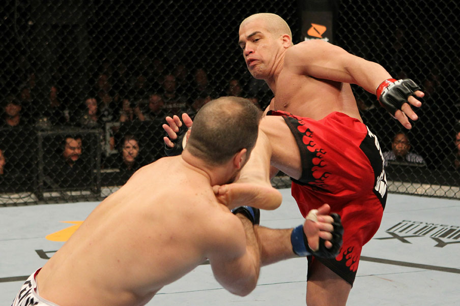 Matt Hamill vs Tito Ortiz