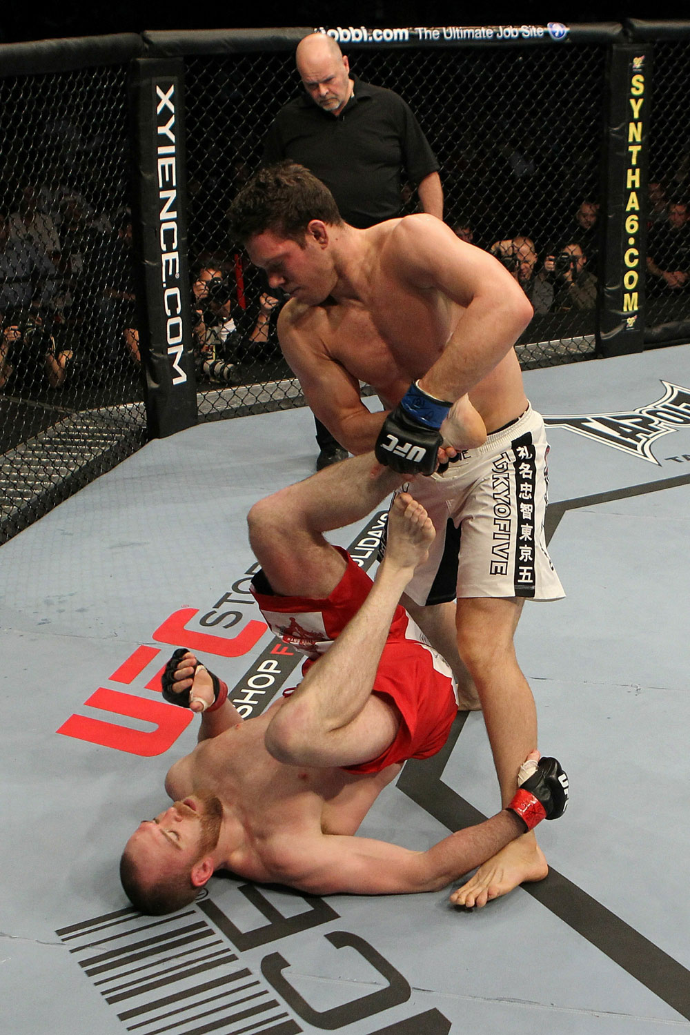UFC 124: Grant vs. Almeida