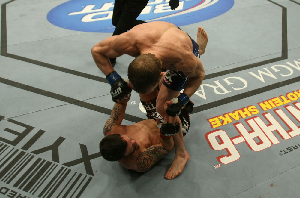 UFC 125: Edgar vs. Maynard