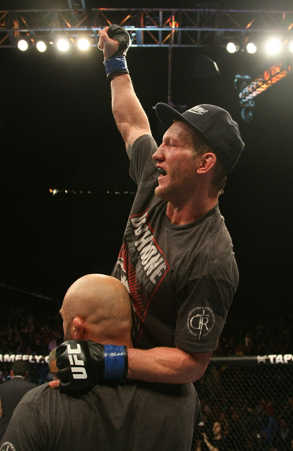 UFC 125: Gray Maynard