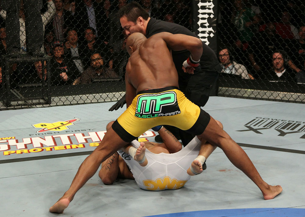 Anderson Silva vs Vitor Belfort