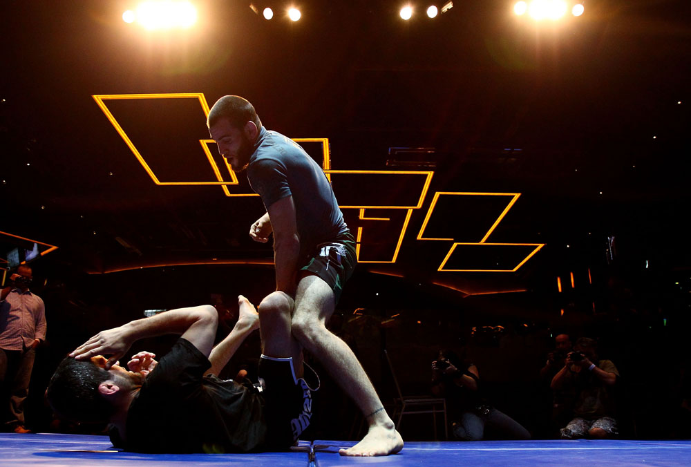 Jon Fitch practices grappling during an Open Workouts