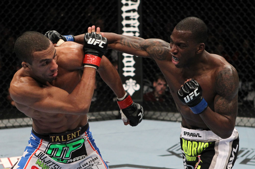 UFC 128: Barboza bs. Njokuani