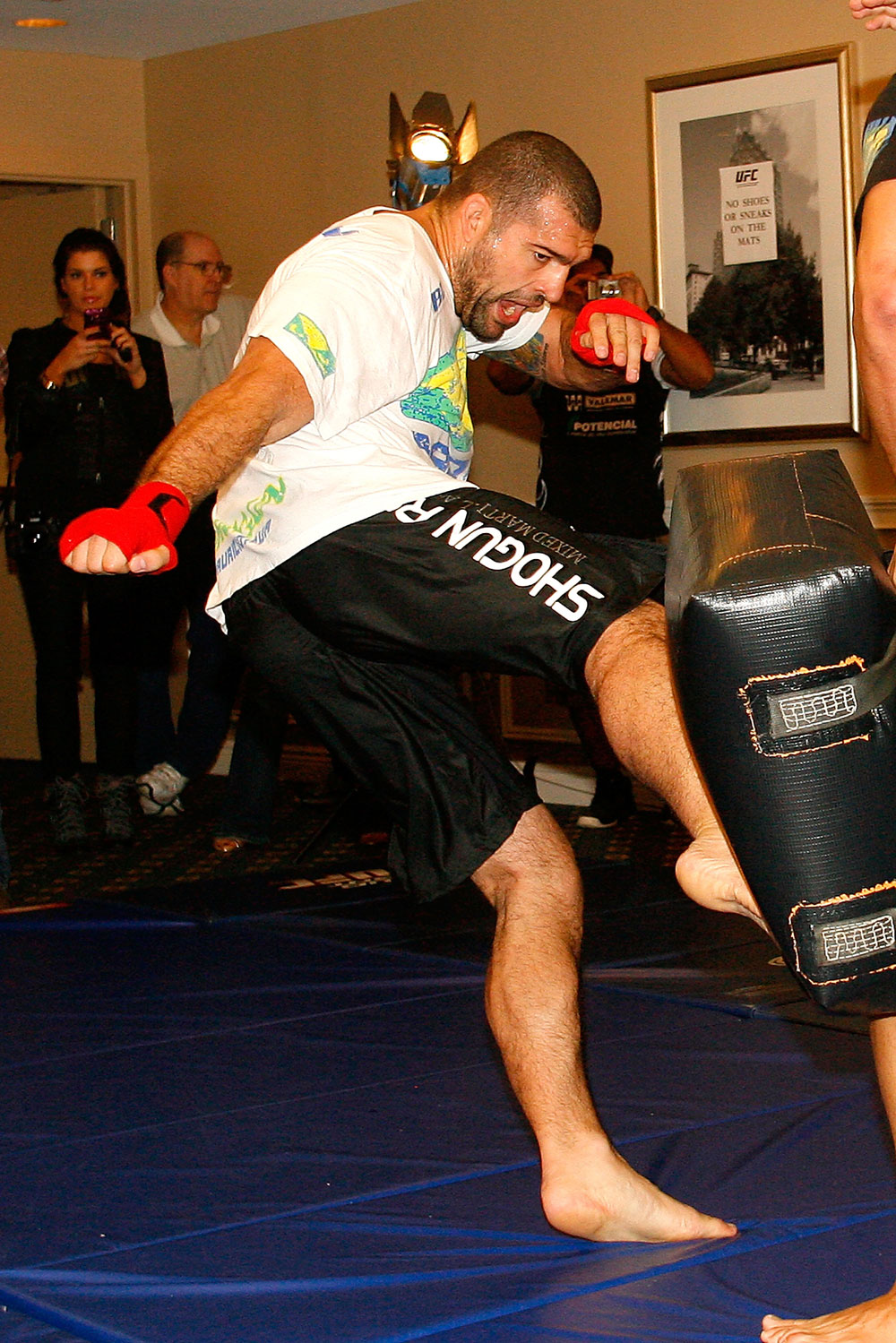 UFC 128 Open Workouts: Shogun Rua
