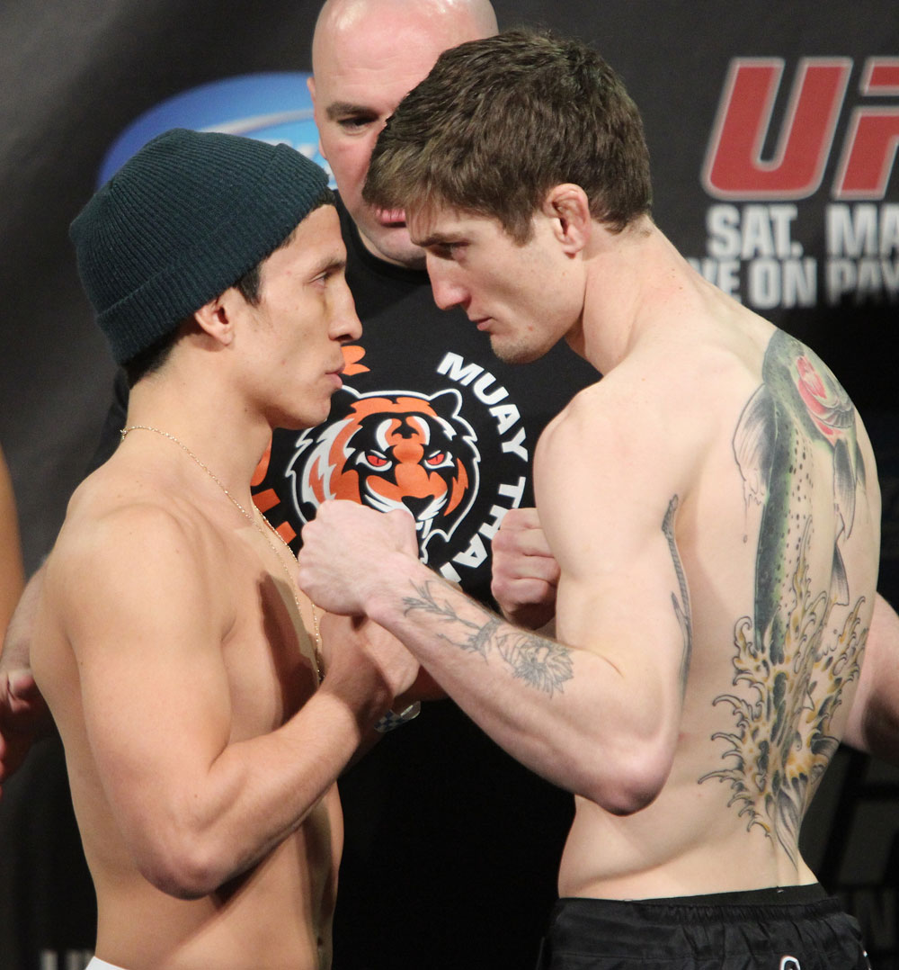 UFC 128 Weigh-ins: Benavidez vs. Loveland