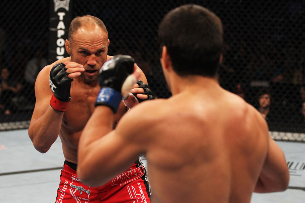 Lyoto Machida vs Randy Couture