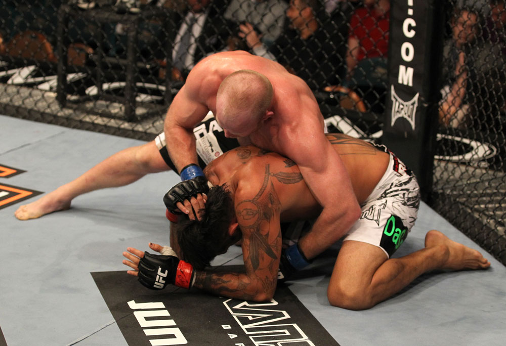 UFC 130: Grove vs. Boetsch