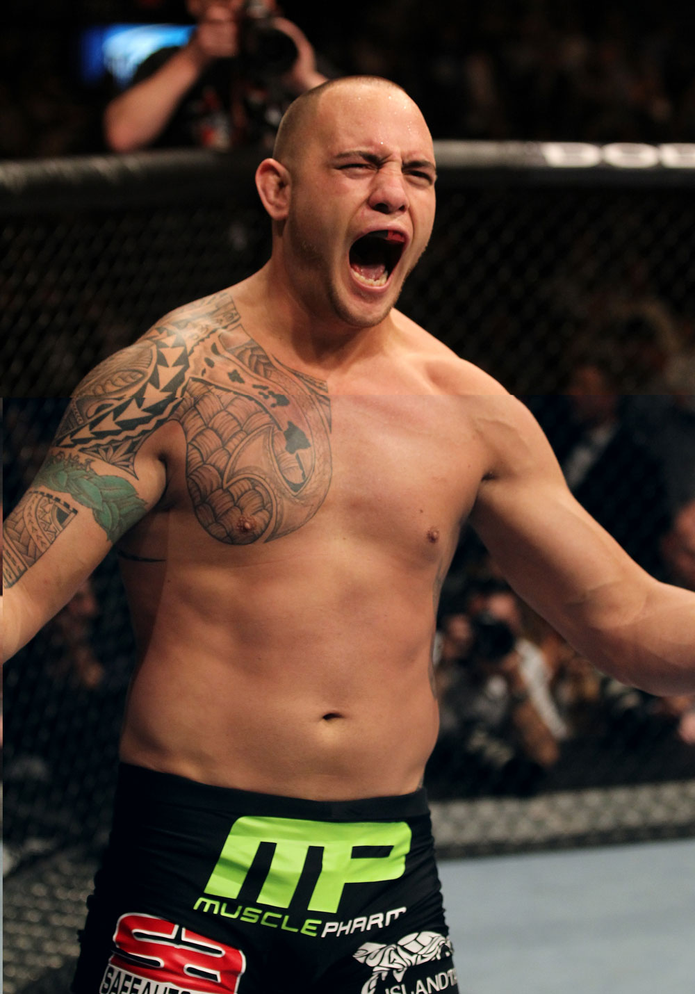 UFC 130: Travis Browne celebrates his win