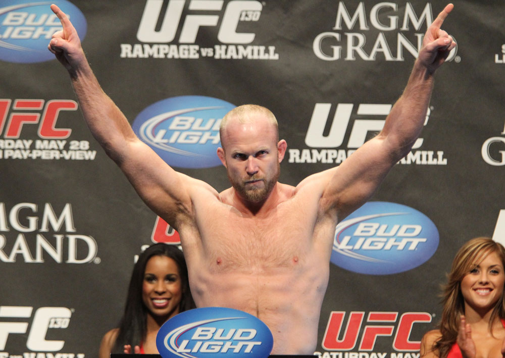 UFC 130 Weigh-ins: Tim Boetsch