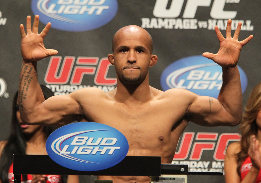 UFC 130 Weigh-ins: Demetrious Johnson