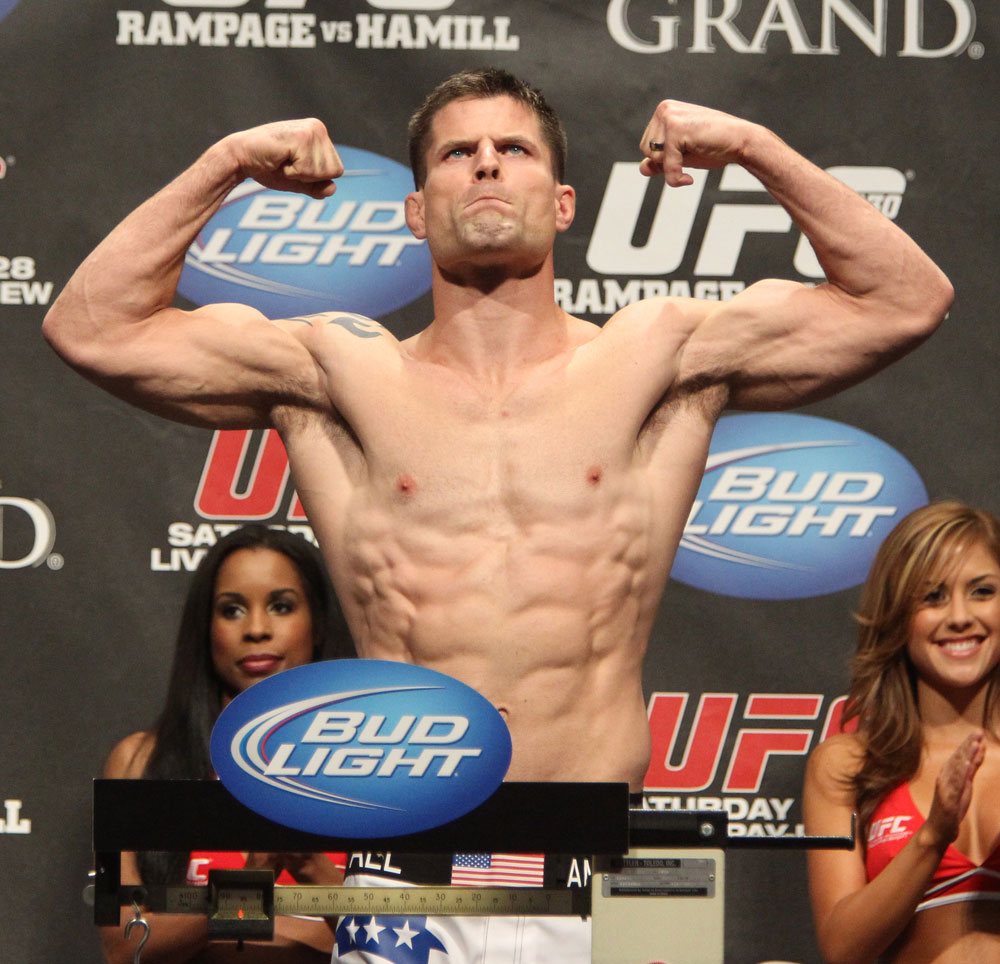 UFC 130 Weigh-ins: Brian Stann