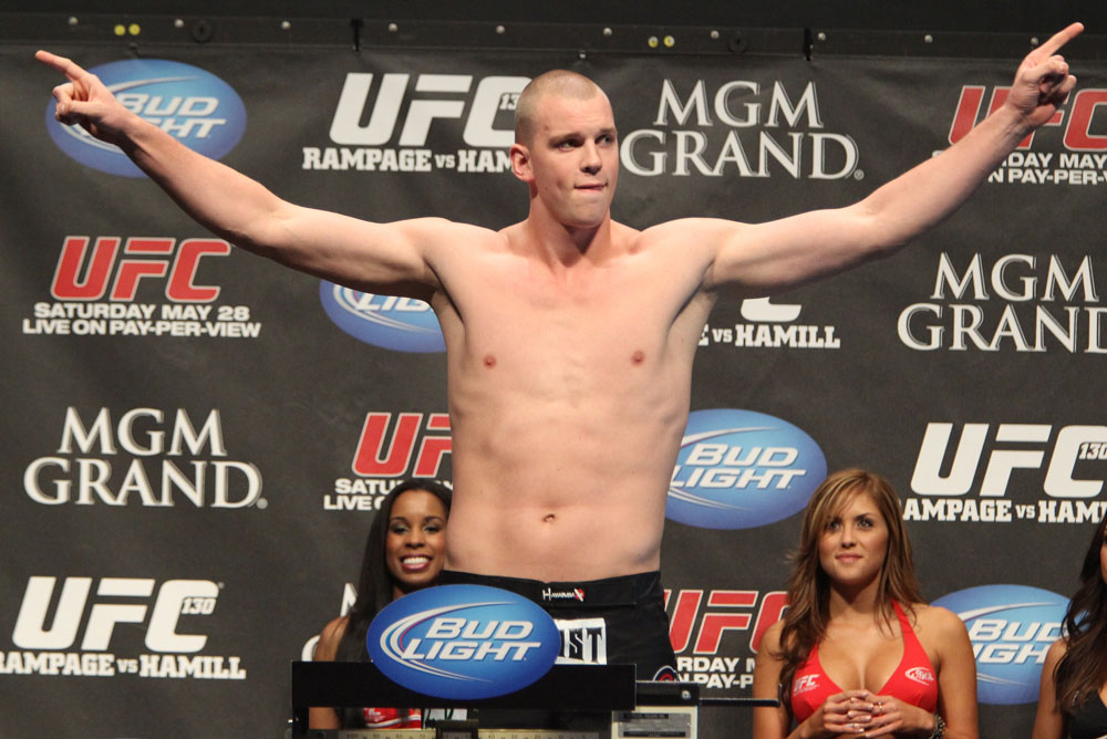 UFC 130 Weigh-ins: Stefan Struve