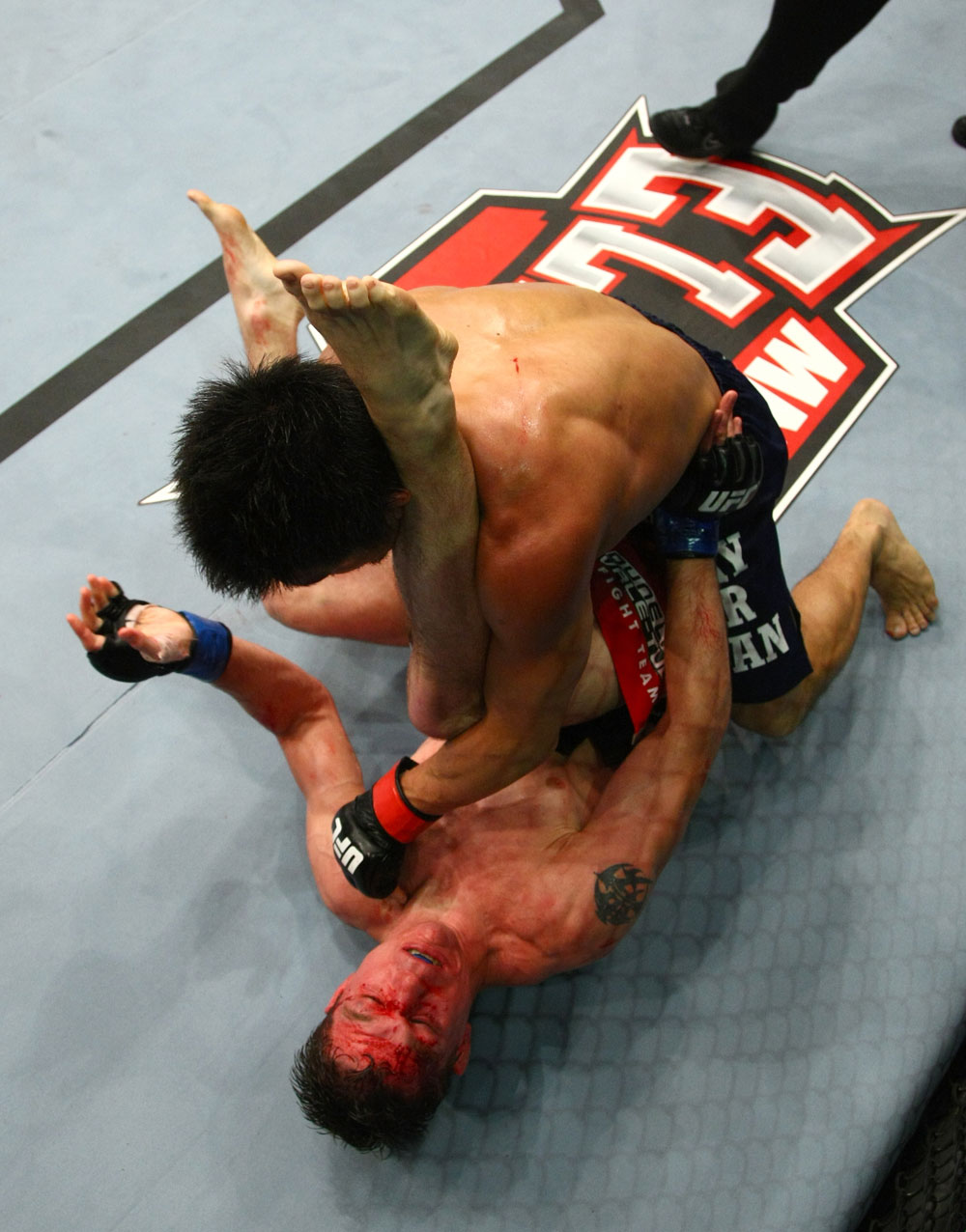 Darren Elkins vs Michihiro Omigawa