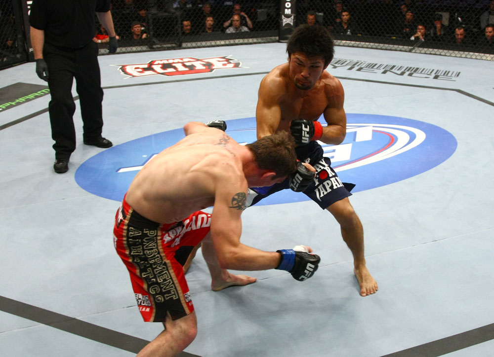 Darren Elkins vs Michihiro Omigawa