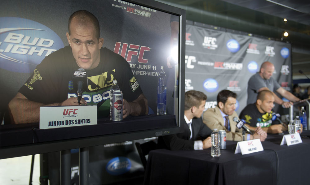 Junior dos Santos, Kenny Florian & Sam Stout