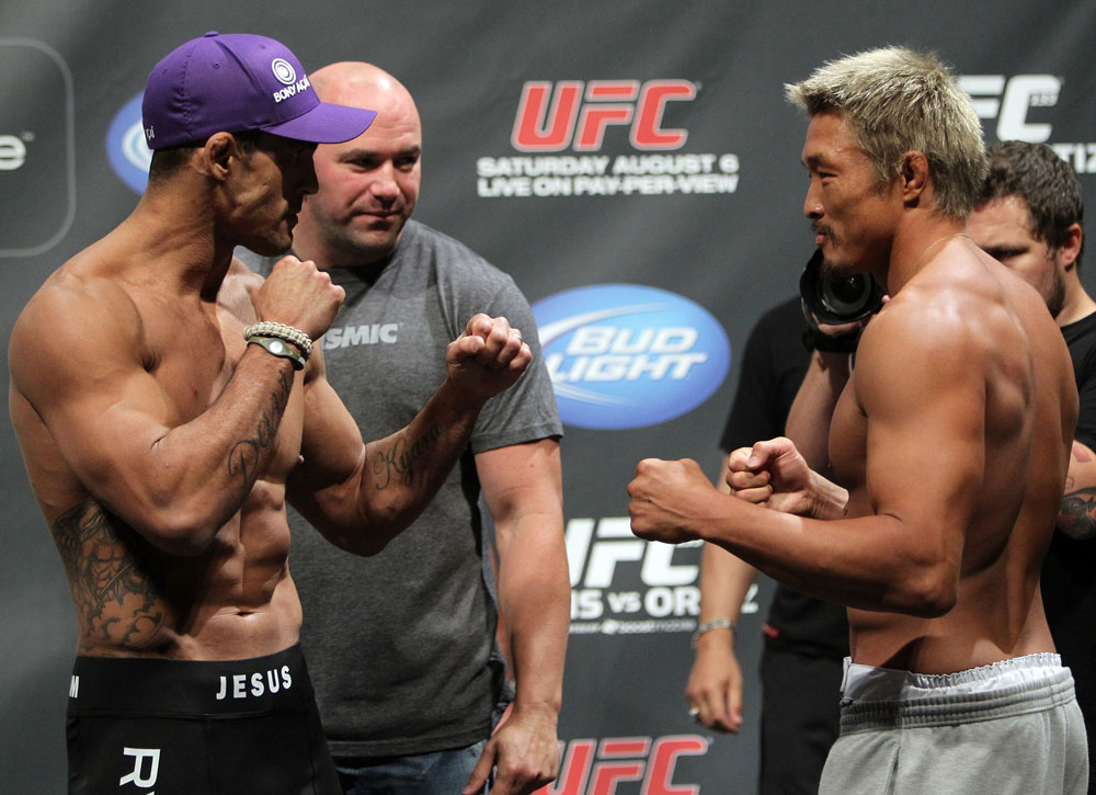 45_UFC133Weighins.jpg