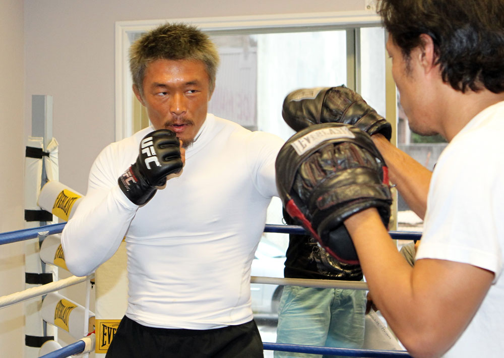 Yoshihiro Akiyama