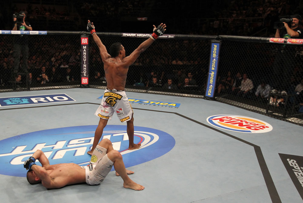 Yuri Alcantara vs Felipe Arantes