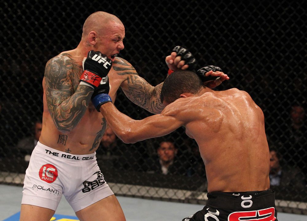Edson Barboza vs Ross Pearson