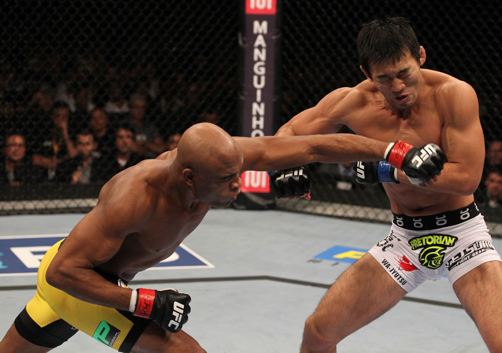 Anderson Silva vs Yushin Okami