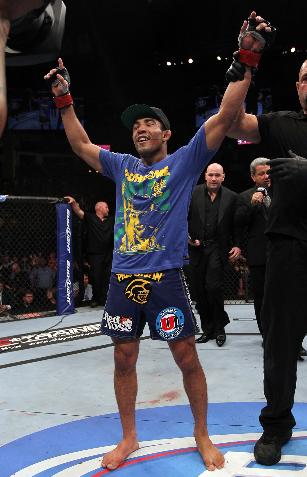 Jose Aldo celebrates his win over Kenny Florian