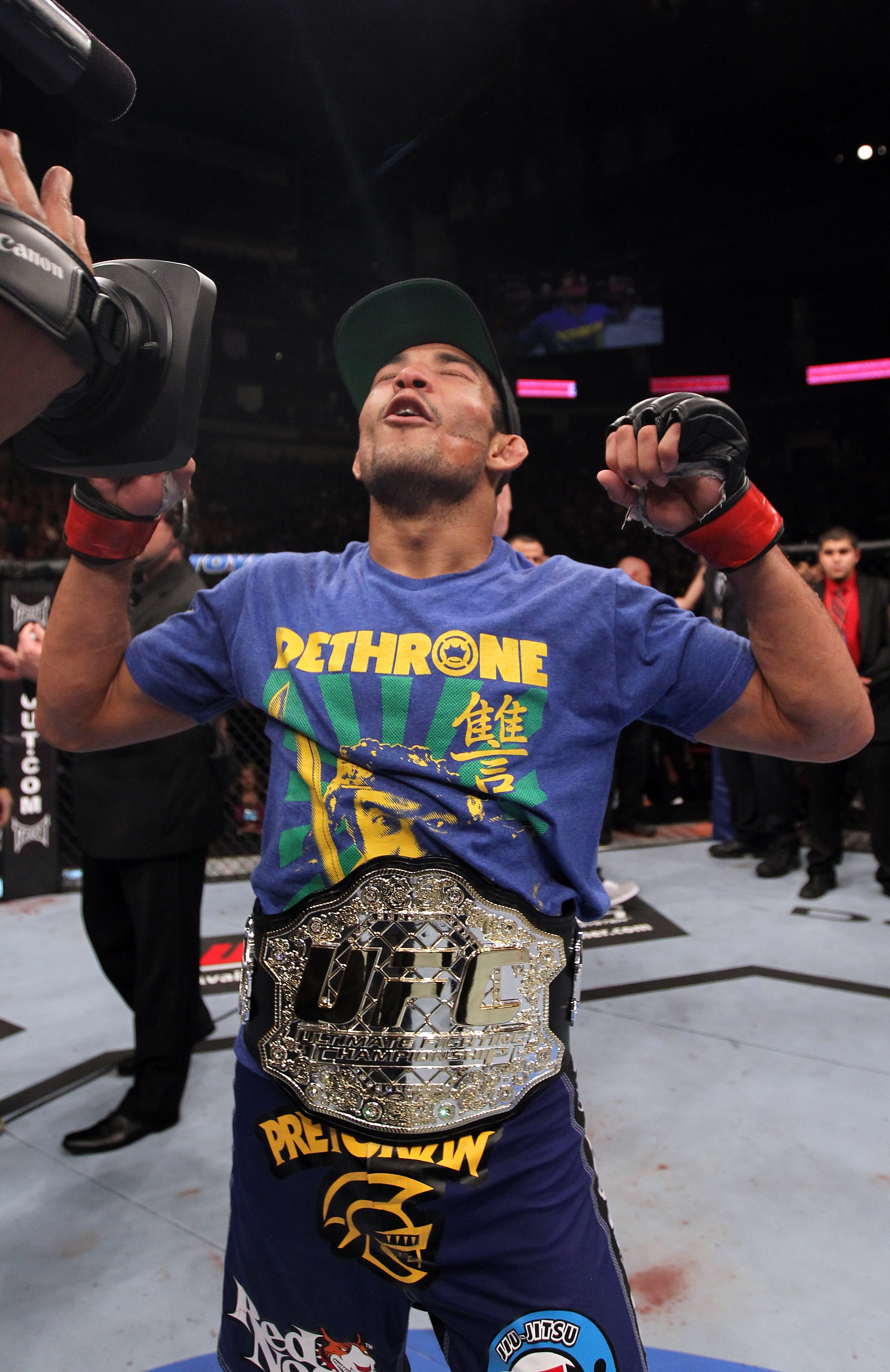 Jose Aldo celebrates his win