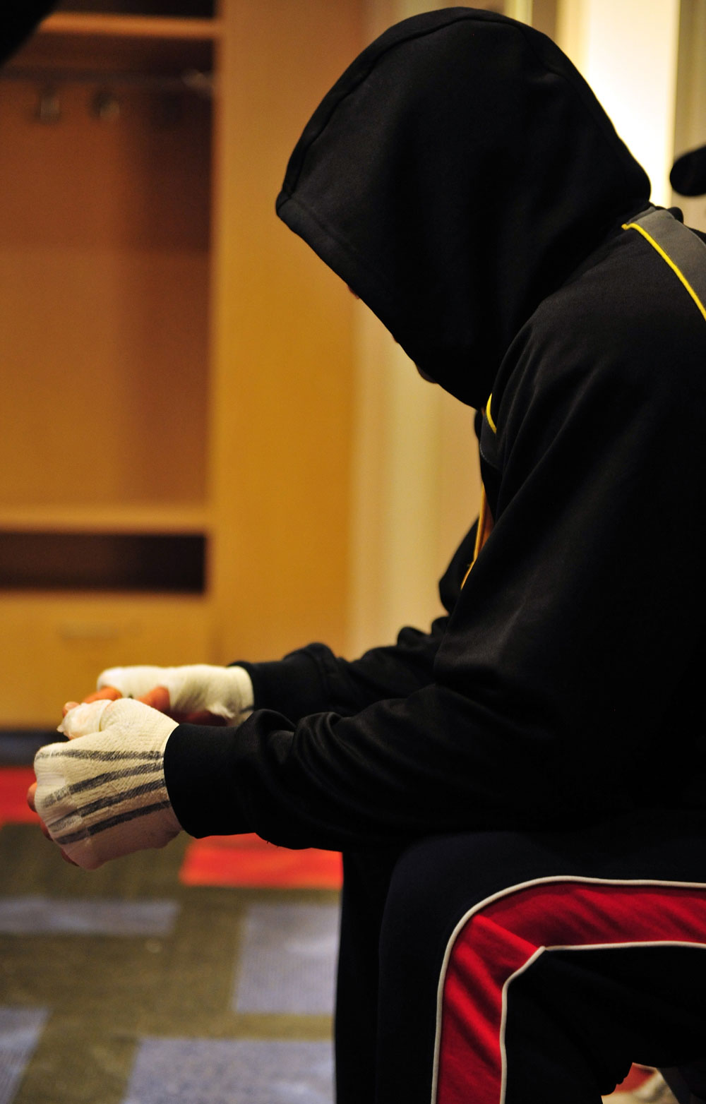 Chael Sonnen relaxes backstage before his fight with Brian Stann