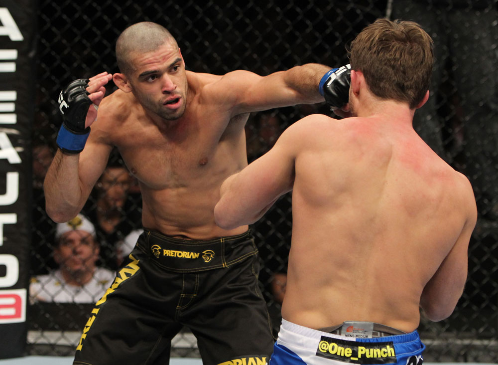 Barao vs Pickett