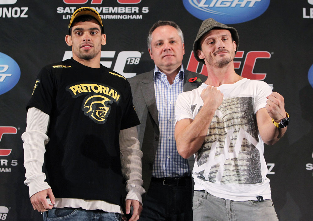 Renan Barao vs Brad Pickett