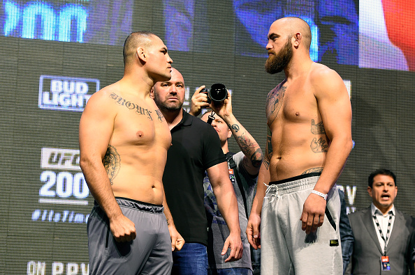 LAS VEGAS, NV - JULY 08: (L-R) Opponents Cain Velasquez and Travis Browne face off during the UFC 200 weigh-in at T-Mobile Arena on July 8, 2016 in Las Vegas, Nevada. (Photo by Josh Hedges/Zuffa LLC)
